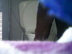 Pinay Milf Peeing 002